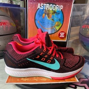 Nike Zoom Structure 18 Hyper Punch - Womens 8